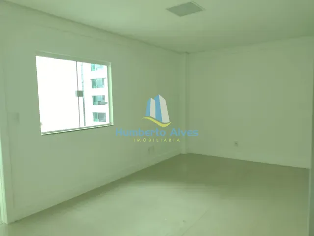 Apartamento 3 quartos e 1 banheiro, para alugar, no bairro Candeias em Vitória da Conquista
