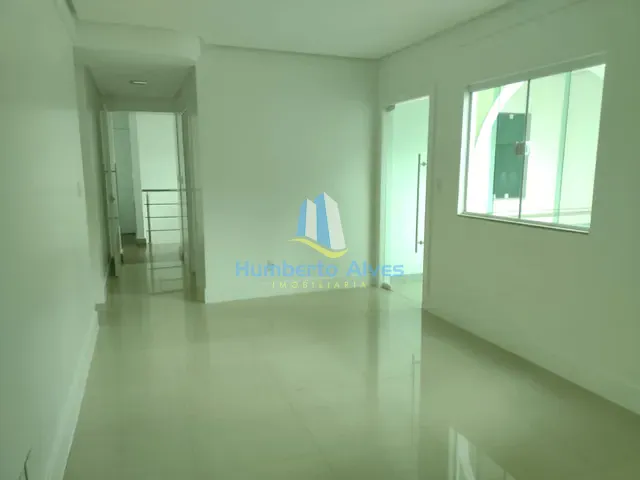 Apartamento 3 quartos e 1 banheiro, para alugar, no bairro Candeias em Vitória da Conquista