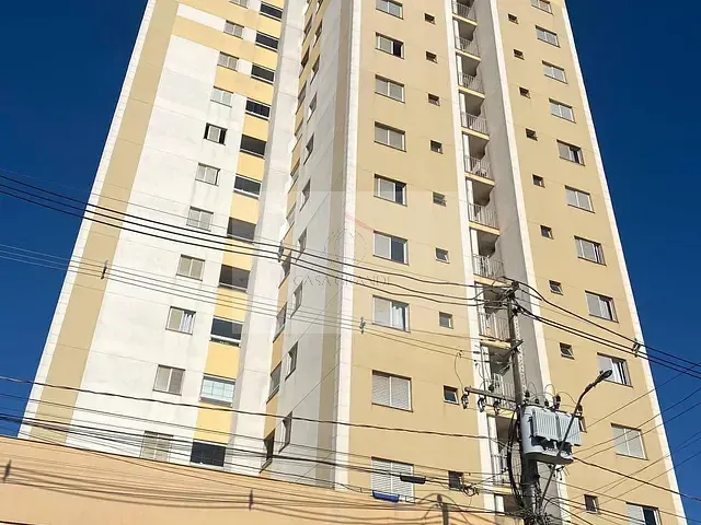 Apartamento com 114m² 3 quartos e 2 banheiros, para alugar, no bairro Centro em Rolândia