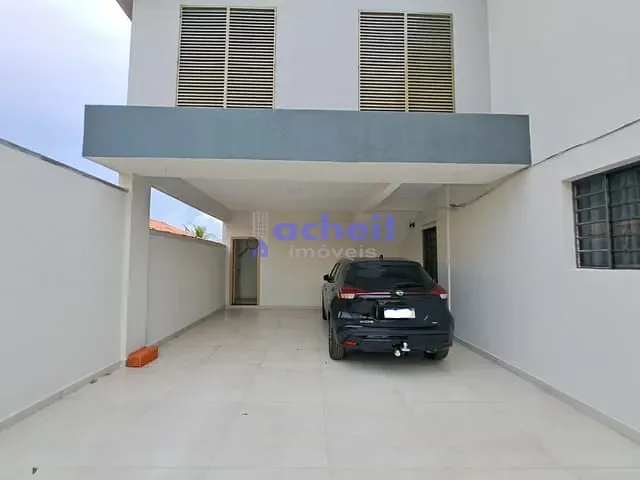 Sobrado com 100m² 3 quartos e 2 banheiros, para alugar, no bairro Parque Sagrada Família em Rondonópolis