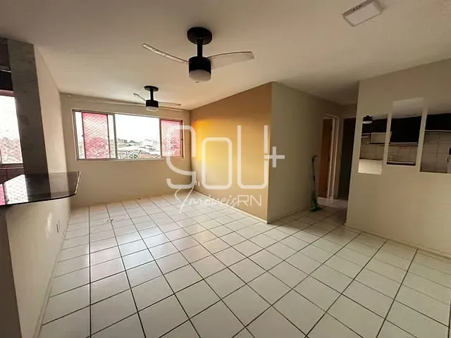 Apartamento 2 quartos e 2 banheiros, para alugar, no bairro Nova Parnamirim em Parnamirim