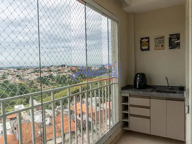 Apartamento 2 quartos e 1 banheiro, à venda, no bairro Parque Santo Antônio em Jacareí