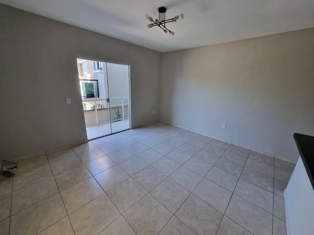 Apartamento 2 quartos e 1 banheiro, à venda, no bairro Jardim Atlântico Central (Itaipuaçu) em Maricá