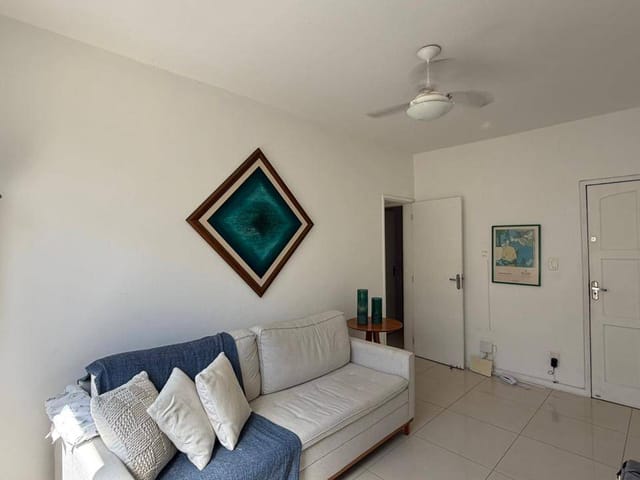 Apartamento 2 quartos e 2 banheiros, à venda, no bairro Passagem em Cabo Frio