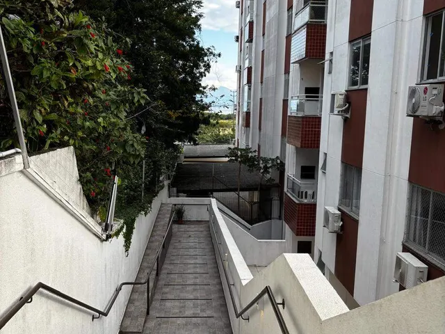 Apartamento com 99m² 2 quartos e 1 banheiro, para alugar, no bairro Saco dos Limões em Florianópolis