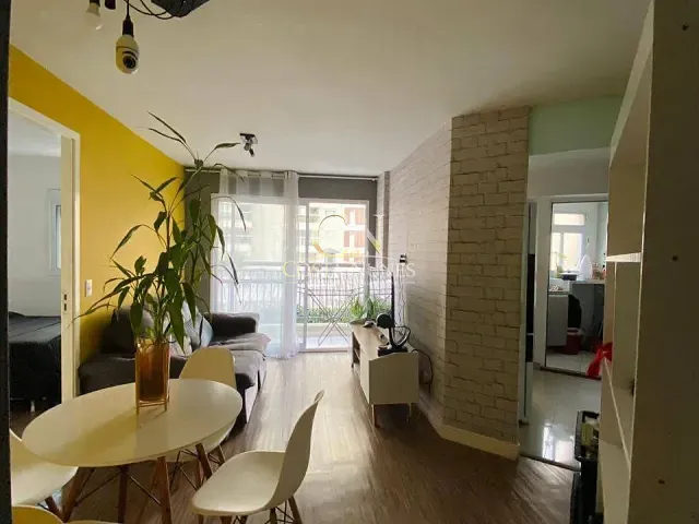 Apartamento 1 quarto e 2 banheiros, à venda, no bairro Consolação em São Paulo