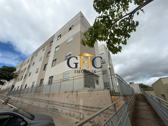 Apartamento com 43m² 2 quartos e 1 banheiro, para alugar, no bairro Vila Santa Isabel em Salto de Pirapora