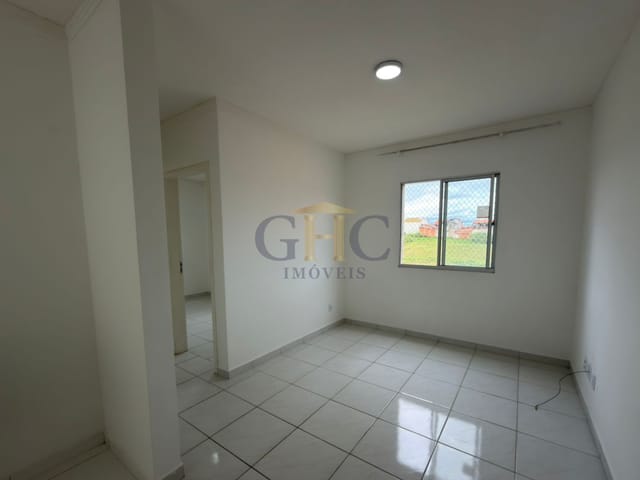 Apartamento com 43m² 2 quartos e 1 banheiro, para alugar, no bairro Vila Santa Isabel em Salto de Pirapora