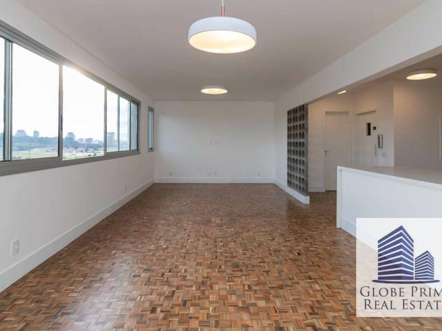 Apartamento 3 quartos e 2 banheiros, à venda, no bairro Jardim Europa em São Paulo