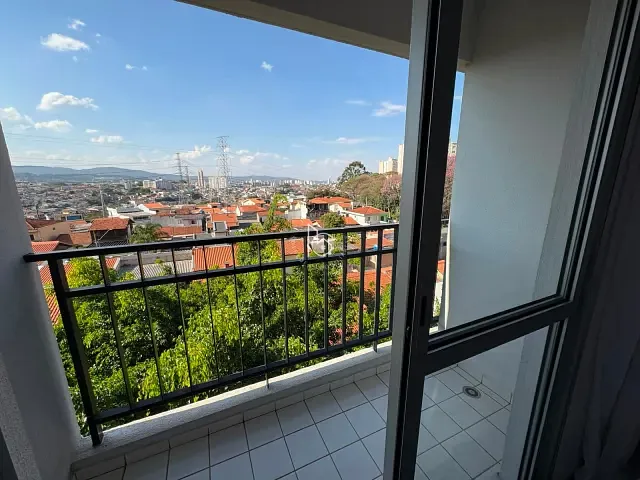 Apartamento 2 quartos e 1 banheiro, para alugar, no bairro Jardim Íris em São Paulo