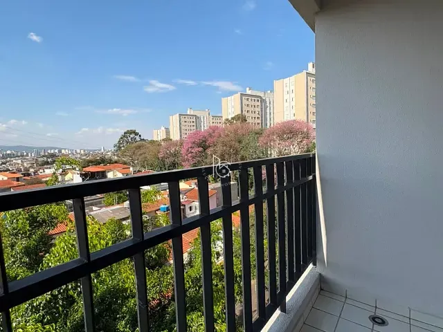 Apartamento 2 quartos e 1 banheiro, para alugar, no bairro Jardim Íris em São Paulo