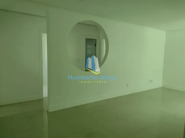 Apartamento 3 quartos e 1 banheiro, para alugar, no bairro Candeias em Vitória da Conquista