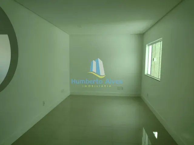 Apartamento 3 quartos e 1 banheiro, para alugar, no bairro Candeias em Vitória da Conquista
