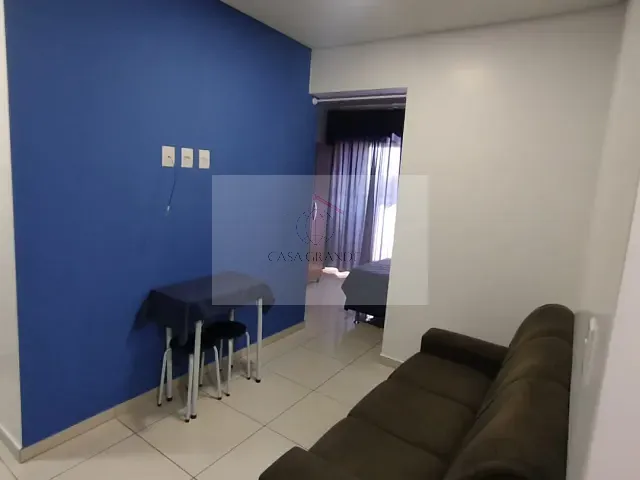 Apartamento 1 quarto e 1 banheiro, para alugar, no bairro Centro em Rolândia