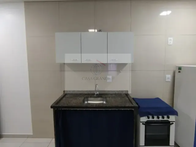 Apartamento 1 quarto e 1 banheiro, para alugar, no bairro Centro em Rolândia