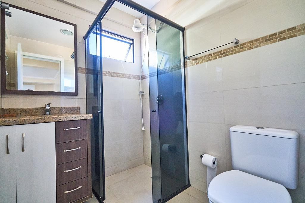 Apartamento para alugar com 2 quartos, 94m² - Foto 8