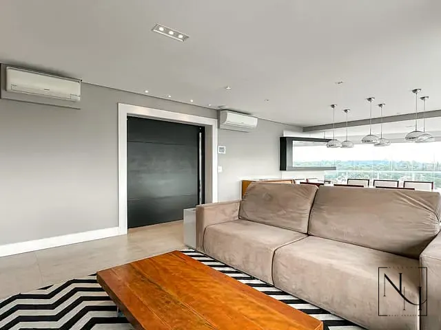 Apartamento com 210m² 3 quartos e 5 banheiros, à venda, no bairro Campo Belo em São Paulo