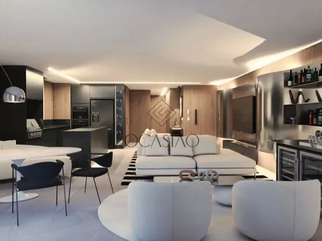 Apartamento com 247m² 4 quartos e 5 banheiros, à venda, no bairro Centro em Balneário Camboriú