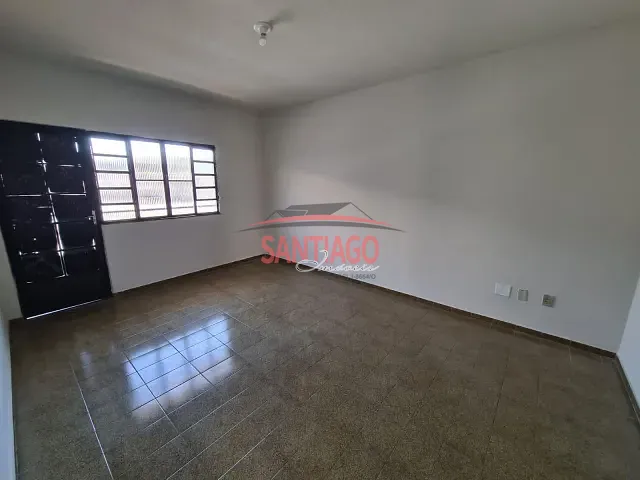 Apartamento 2 quartos e 1 banheiro, para alugar, no bairro Tavares em Santo Antônio de Pádua