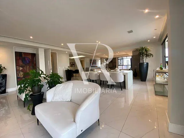 Apartamento 4 quartos e 2 banheiros, à venda, no bairro Tambaú em João Pessoa