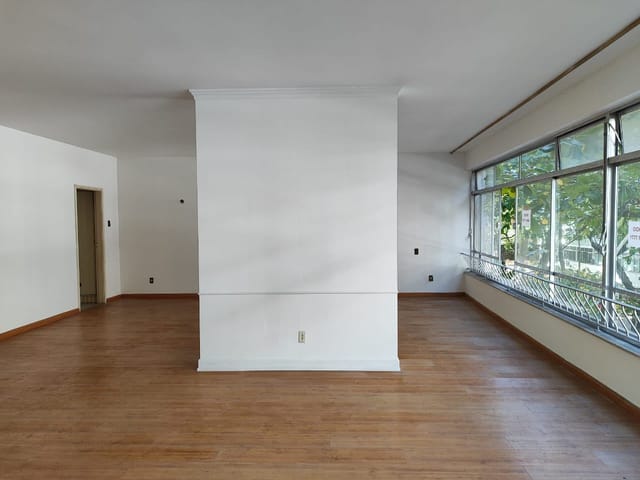 Apartamento com 268m² 4 quartos e 3 banheiros, à venda, no bairro Ipanema em Rio de Janeiro
