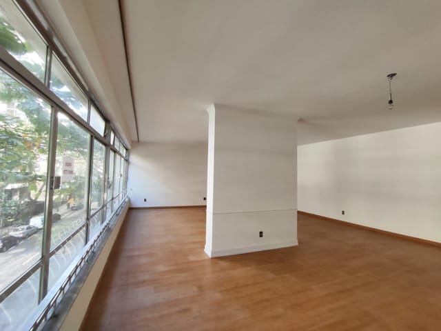 Apartamento com 268m² 4 quartos e 3 banheiros, à venda, no bairro Ipanema em Rio de Janeiro