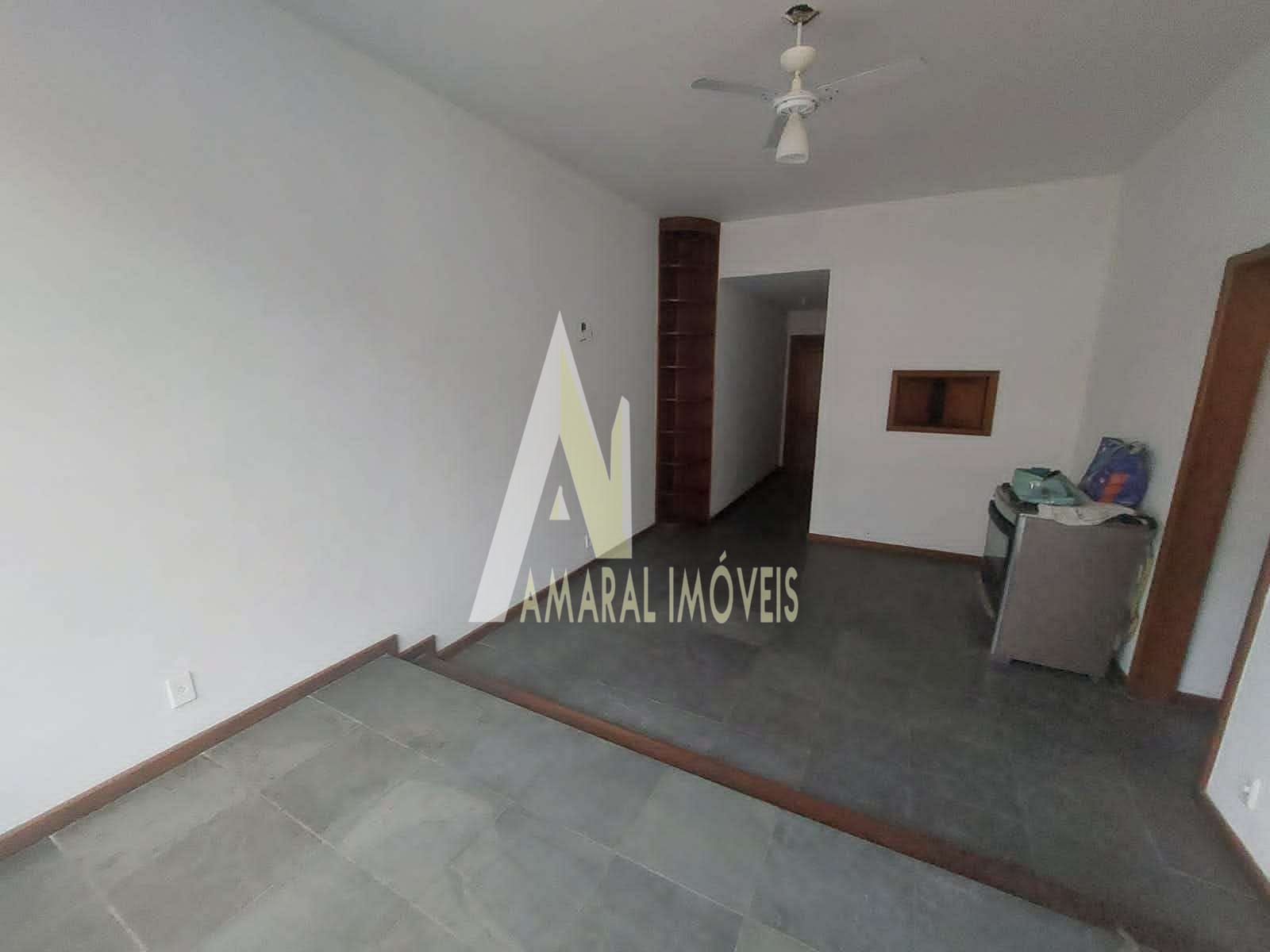 Apartamento para alugar com 3 quartos, 95m² - Foto 1