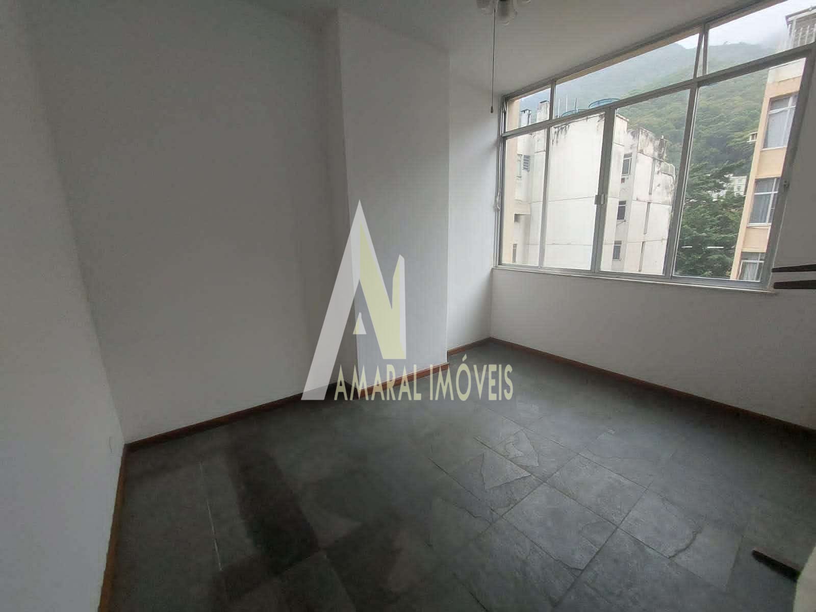 Apartamento para alugar com 3 quartos, 95m² - Foto 6