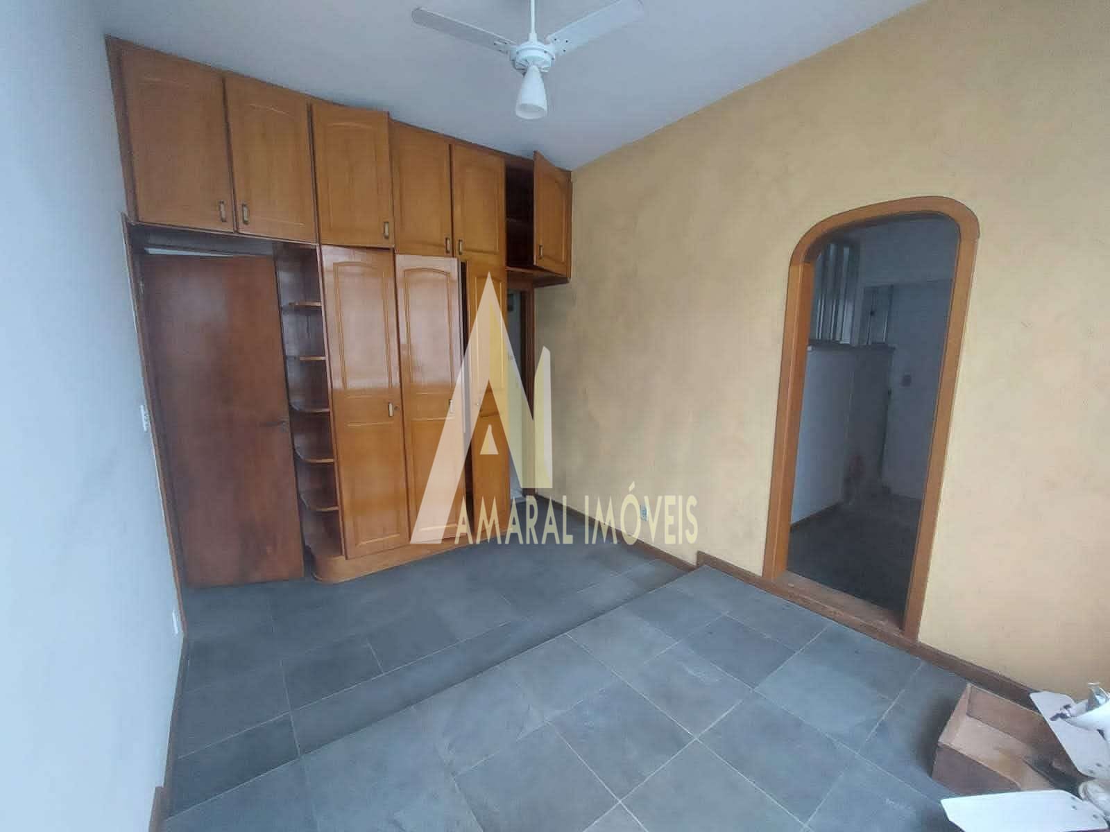 Apartamento para alugar com 3 quartos, 95m² - Foto 4