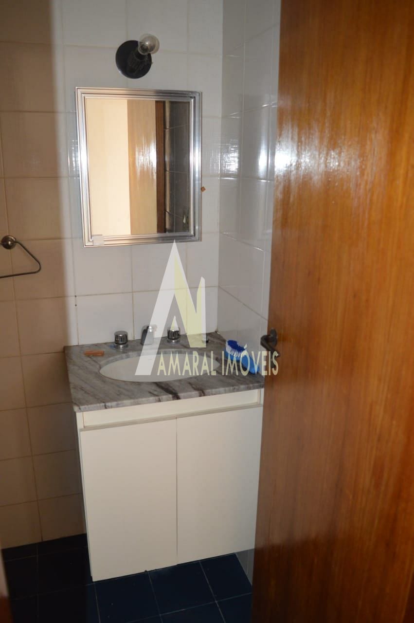 Apartamento para alugar com 3 quartos, 95m² - Foto 19