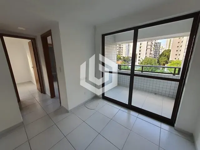 Apartamento com 65m² 2 quartos e 1 banheiro, à venda, no bairro Casa Forte em Recife