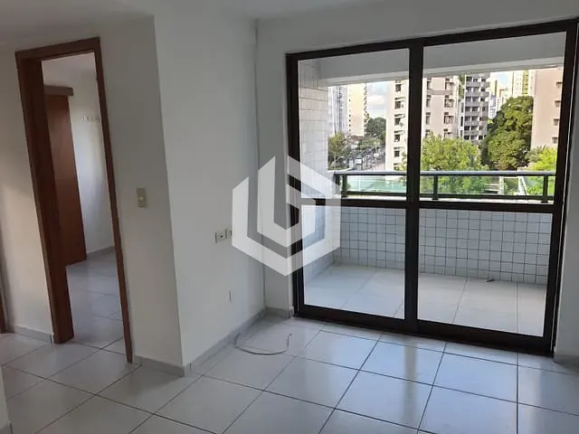 Apartamento com 65m² 2 quartos e 1 banheiro, à venda, no bairro Casa Forte em Recife