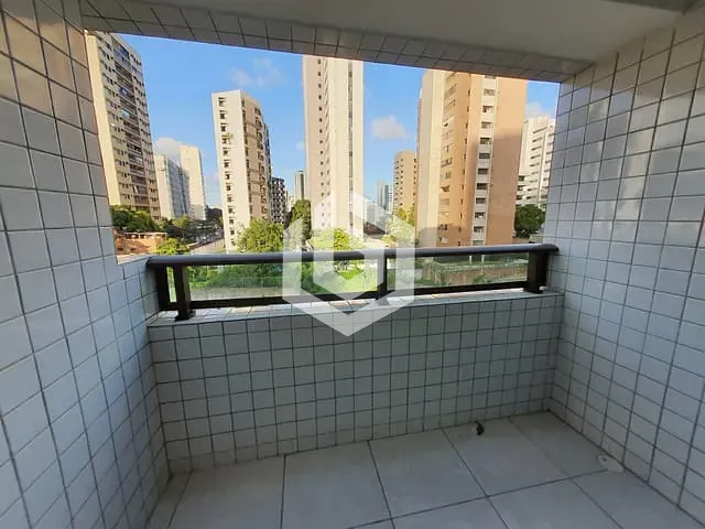 Apartamento com 65m² 2 quartos e 1 banheiro, à venda, no bairro Casa Forte em Recife
