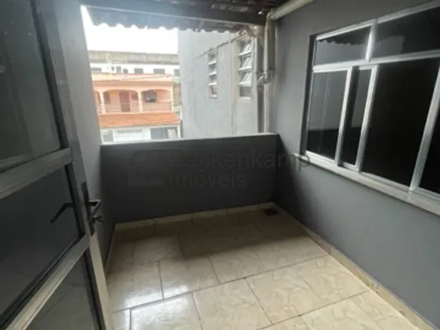 Apartamento 2 quartos e 1 banheiro, para alugar, no bairro Retiro em Volta Redonda