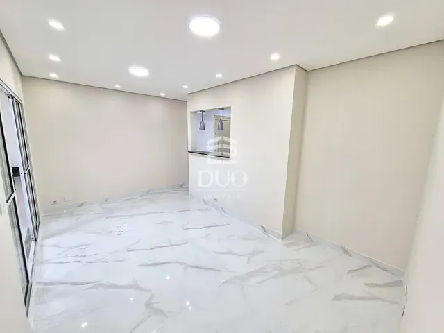 Apartamento 3 quartos e 2 banheiros, para alugar, no bairro Votupoca em Barueri