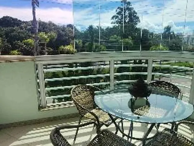 Apartamento 3 quartos e 4 banheiros, à venda, no bairro Jurerê em Florianópolis