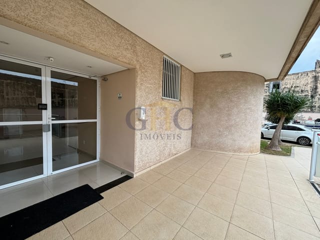 Apartamento com 85m² 3 quartos e 2 banheiros, para alugar, no bairro Vila dos Florianos em Salto de Pirapora