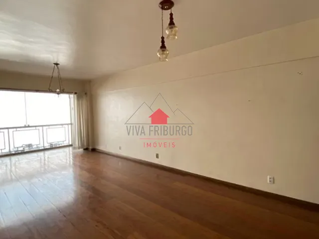 Apartamento 2 quartos e 3 banheiros, à venda, no bairro Centro em Nova Friburgo