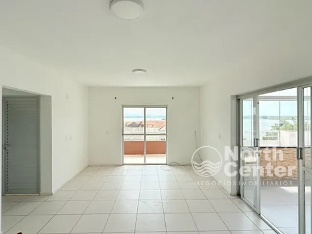 Apartamento 2 quartos e 1 banheiro, para alugar, no bairro Costeira em Balneário Barra do Sul