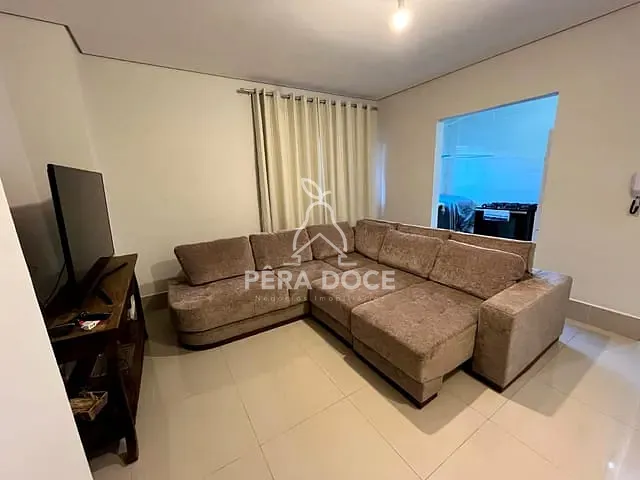 Apartamento 2 quartos e 1 banheiro, à venda ou para alugar, no bairro Nossa Senhora da Abadia em Uberaba