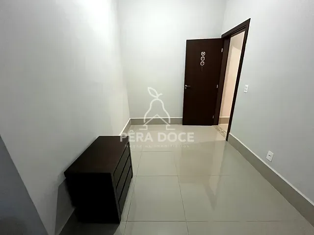 Apartamento 2 quartos e 1 banheiro, à venda ou para alugar, no bairro Nossa Senhora da Abadia em Uberaba