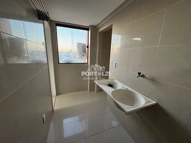Apartamento 3 quartos e 3 banheiros, para alugar, no bairro São José em Petrolina