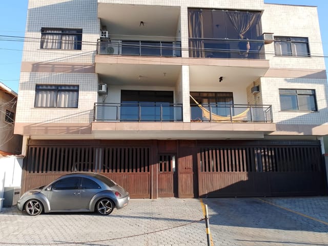 Apartamento 2 quartos e 1 banheiro, à venda, no bairro Extensão do Bosque em Rio das Ostras