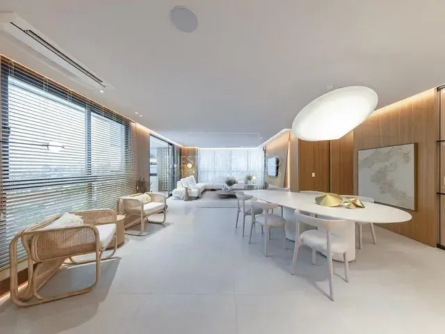 Apartamento com 287m² 4 quartos e 5 banheiros, à venda, no bairro Batel em Curitiba