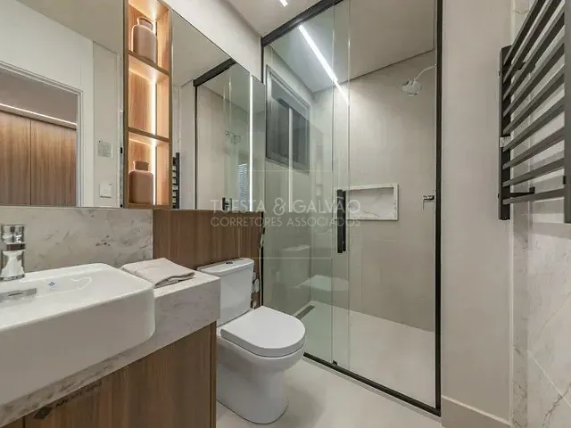 Apartamento com 287m² 4 quartos e 5 banheiros, à venda, no bairro Batel em Curitiba