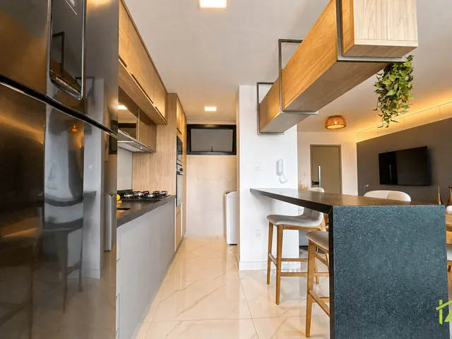 Apartamento 3 quartos e 2 banheiros, à venda, no bairro Estrela Sul em Juiz de Fora