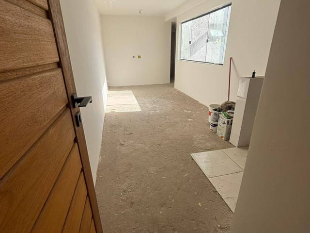 Apartamento 2 quartos e 2 banheiros, para alugar, no bairro Jardim Haydee em Mauá