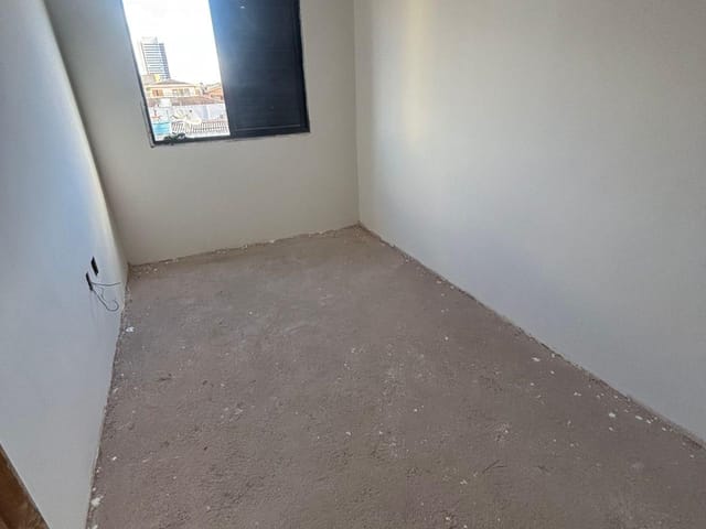 Apartamento 2 quartos e 2 banheiros, para alugar, no bairro Jardim Haydee em Mauá