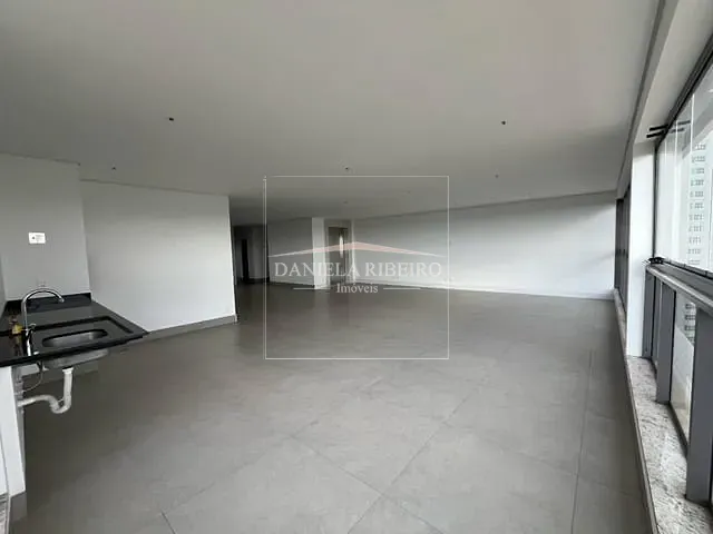 Apartamento 4 quartos e 5 banheiros, à venda, no bairro Bela Suiça em Londrina