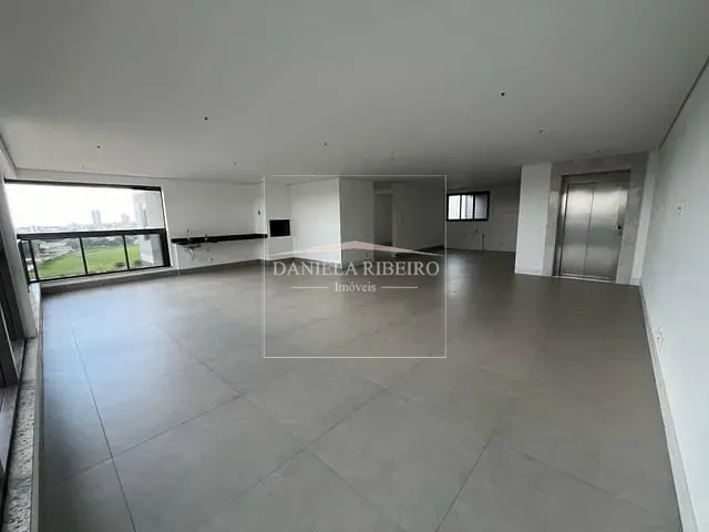 Apartamento 4 quartos e 5 banheiros, à venda, no bairro Bela Suiça em Londrina